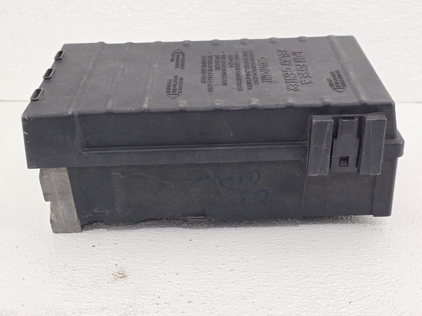 2003-2007 Dodge/Chrysler Fusebox Fuse Box Relay Module 04748479AC OEM